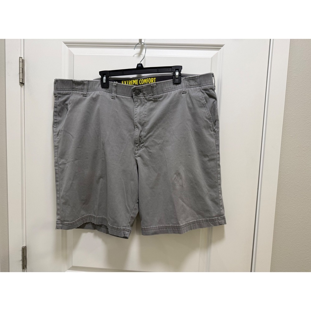Lee Extreme Comfort Performance Series Gray Shorts Mens 48 Flat Front Stretch